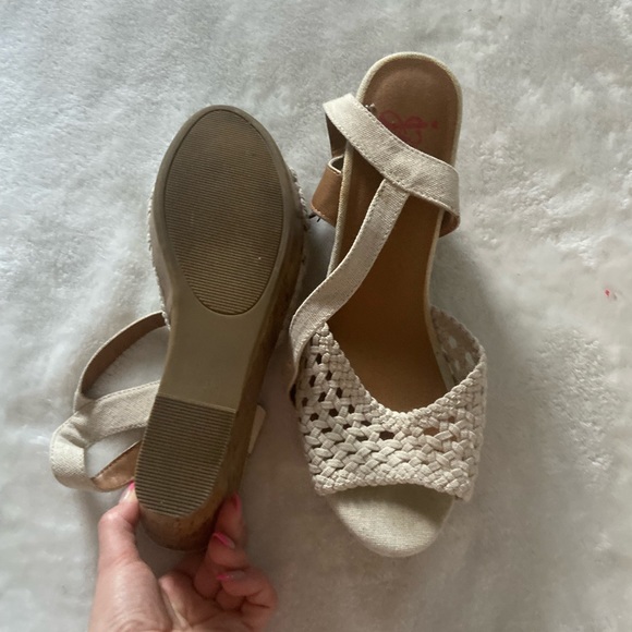 Heels - Picture 5 of 5